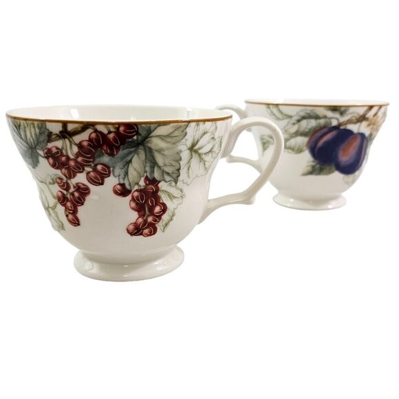 Charter Club Casuals Summer Grove 10 Oz Porcelain Berries Mugs Cups – Set of 2 - Picture 5 of 16